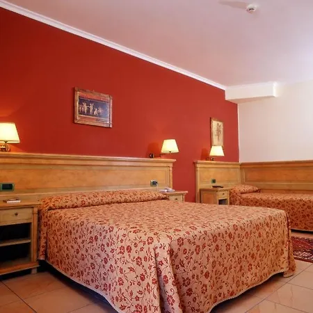Santa Caterina Hotel 3*